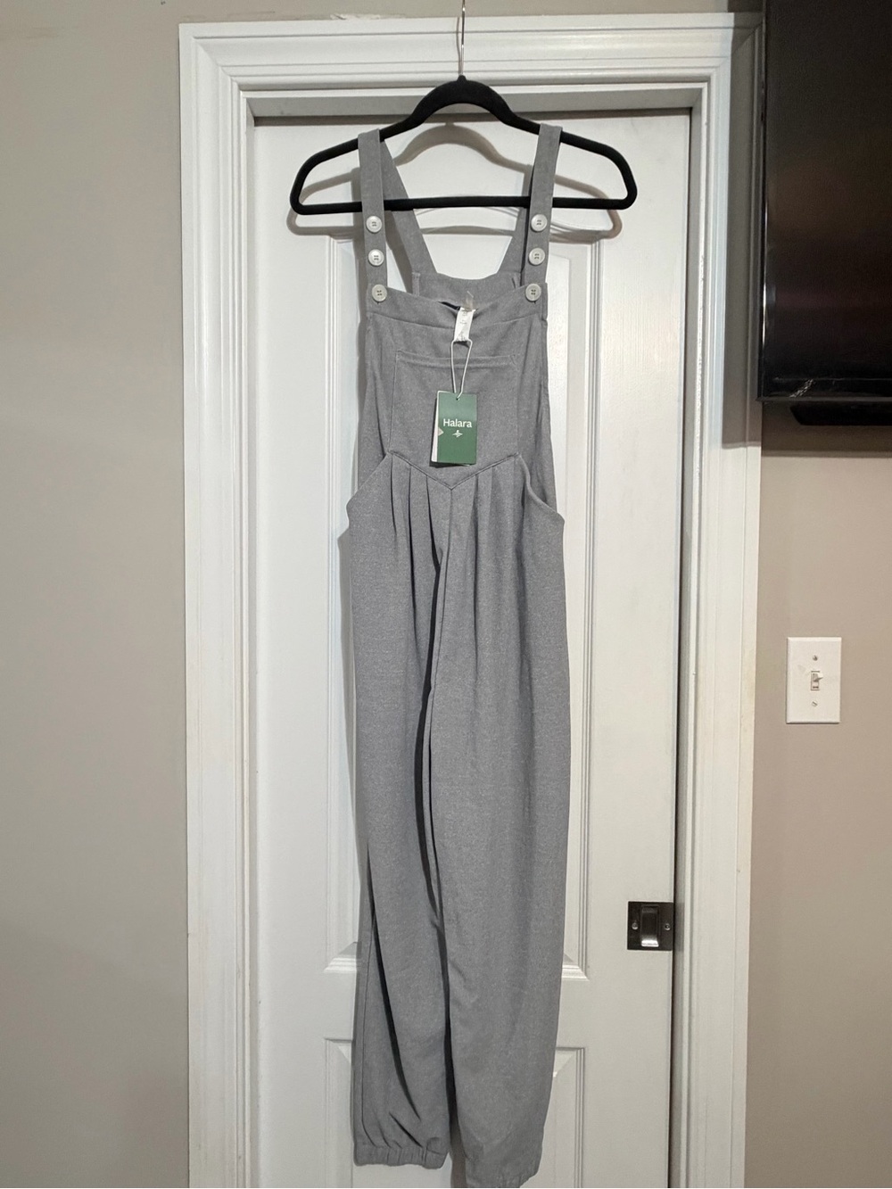 HALARA Light Gray Knit Button-Strap Overalls Jogger Jumpsuit